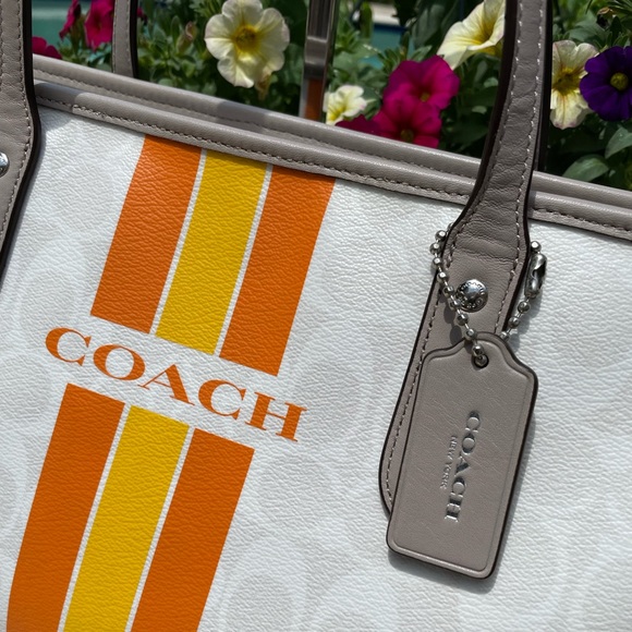 Coach Varsity City Zip Tote in Chalk Signature Print w/Orange&Yellow Stripe NWOT - Picture 3 of 15